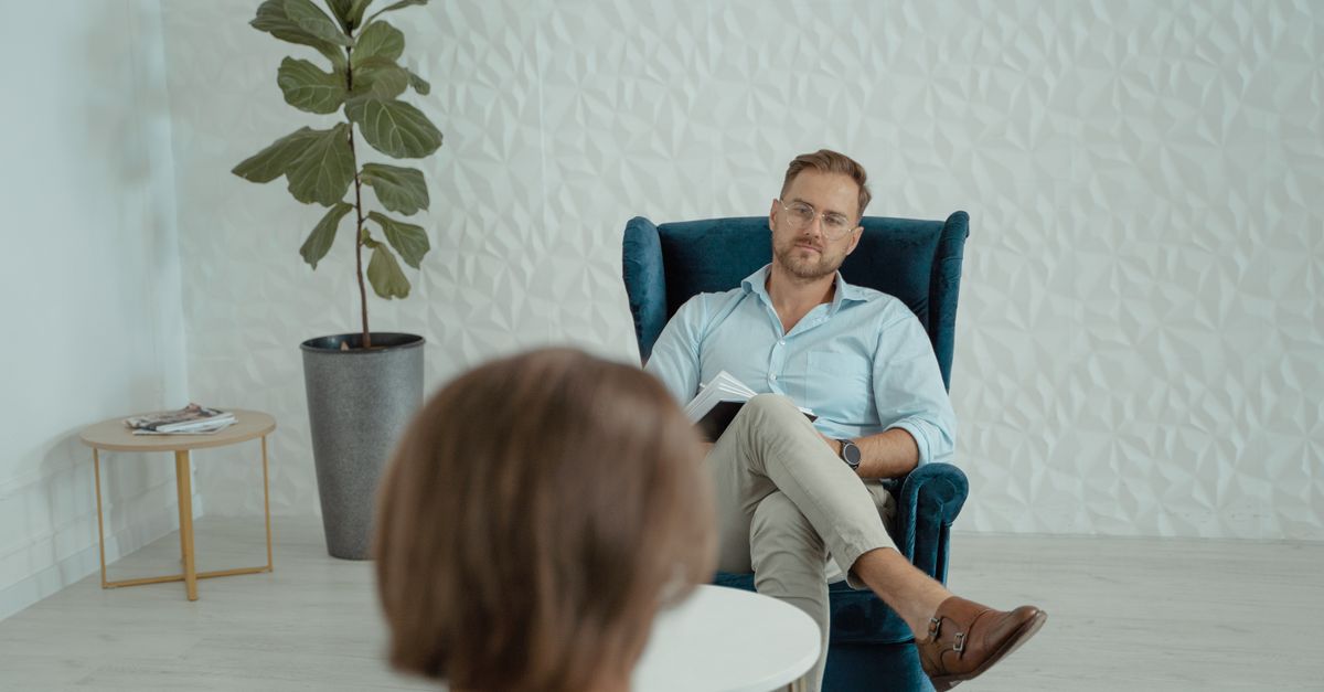 Integrating Mindfulness into Cognitive Behavioural Therapy Practices